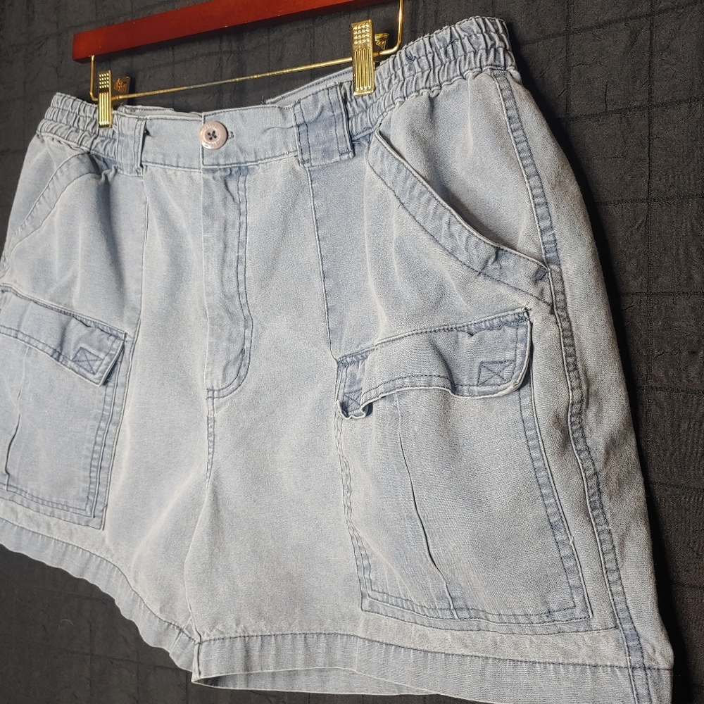 Talos Cargo Shorts - Picture 2 of 8